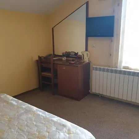Pensjonat Kiritsovi 3*